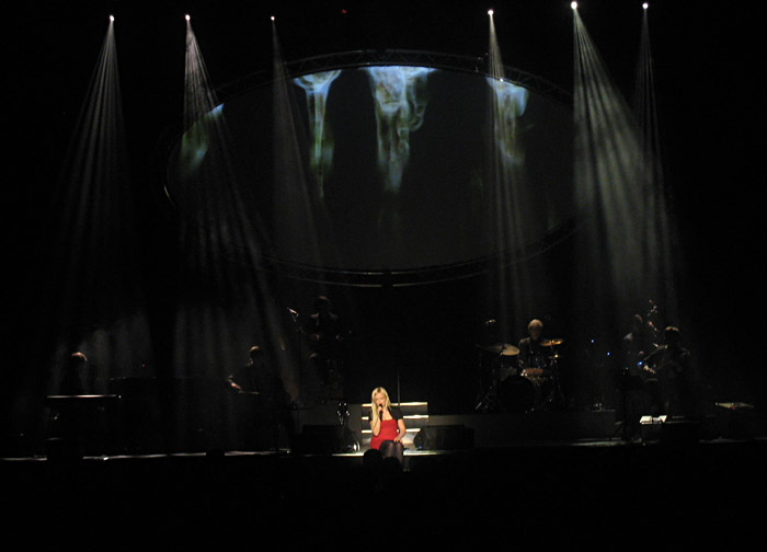 Annett Louisan in der Stadthalle Rostock